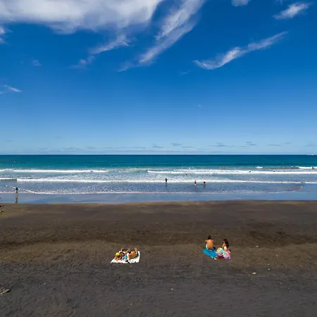 Dark By Canariasgetaway * Las Palmas de Gran Canaria
